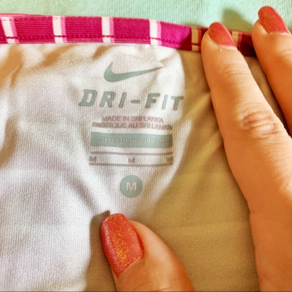 Nike Dri Fit Pink Striped V-Neck Tennis Tank - Picture 3 of 6